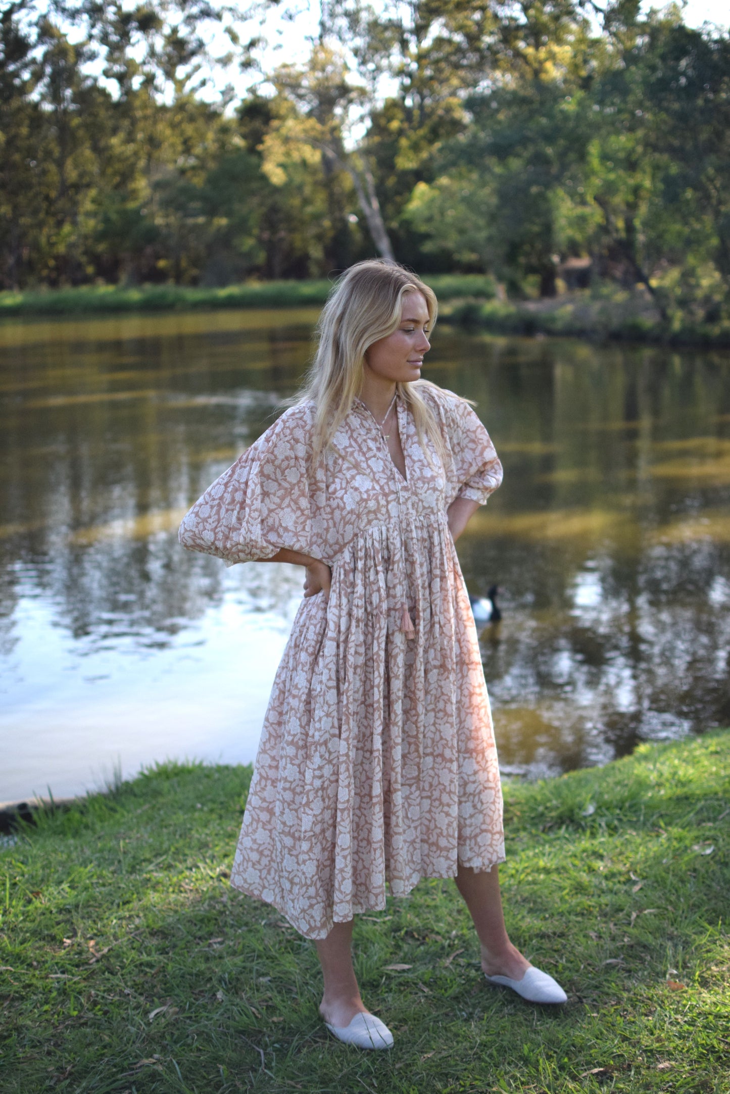 Ami Midi Dress - Apricot Seed