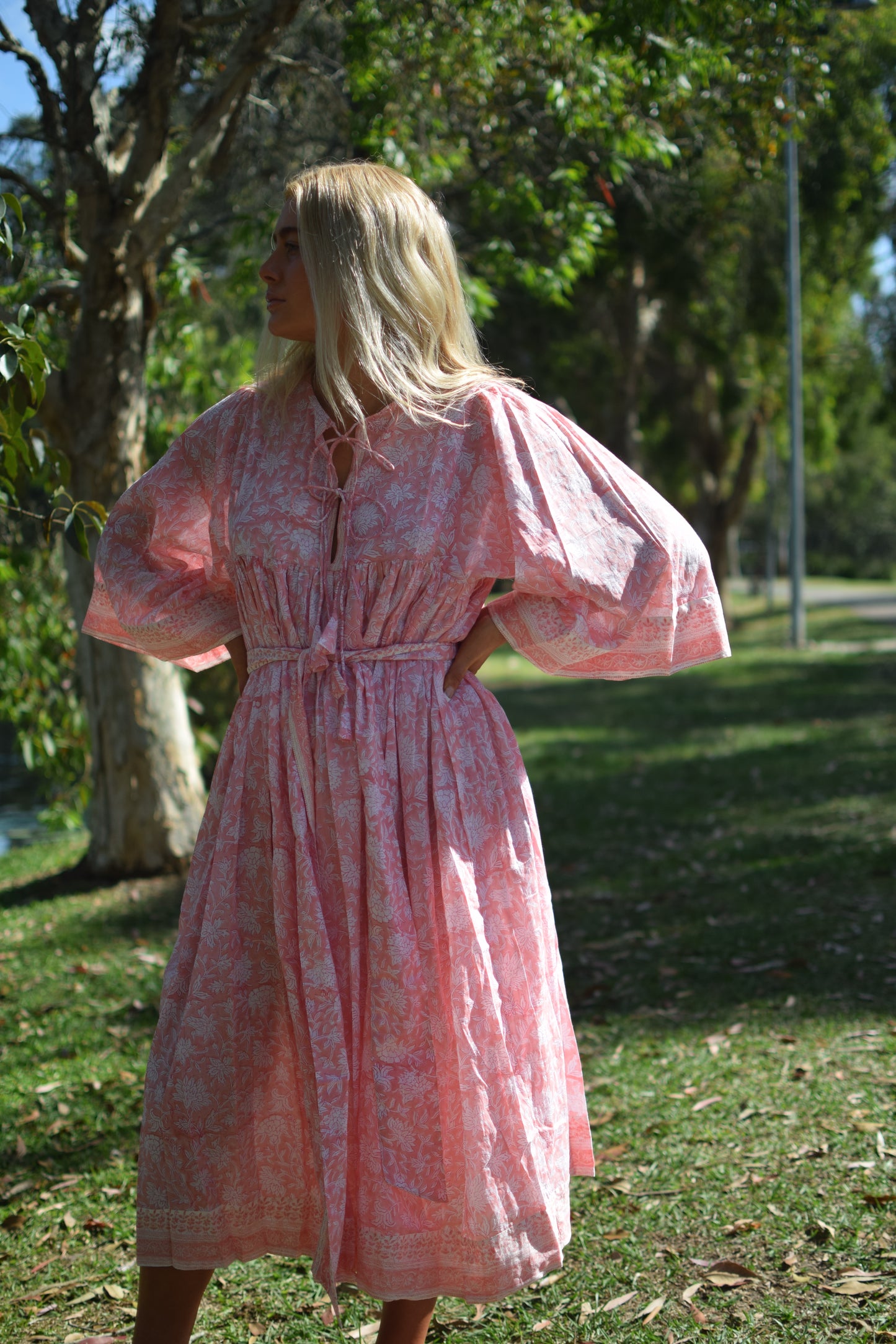 Layla Midi dress - Pink